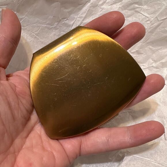 Vintage Elgin American Floral Makeup Compact, 1940's - Picture 6 of 15